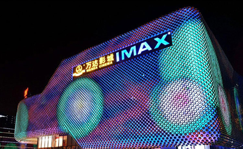 大型LED像素屏采用哪一種燈具來做性價比更高呢？