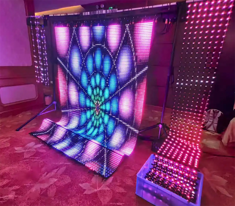 如何選用適合的LED網格屏及應用場景？(圖1)